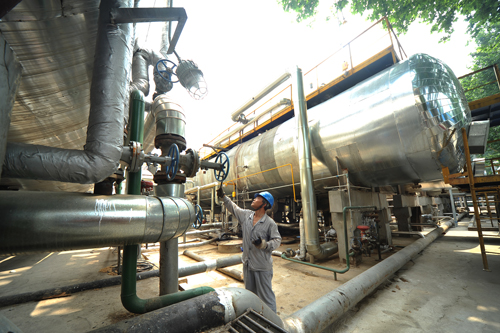 The research situation of the advanced desalination technology -- a new type of membrane material
